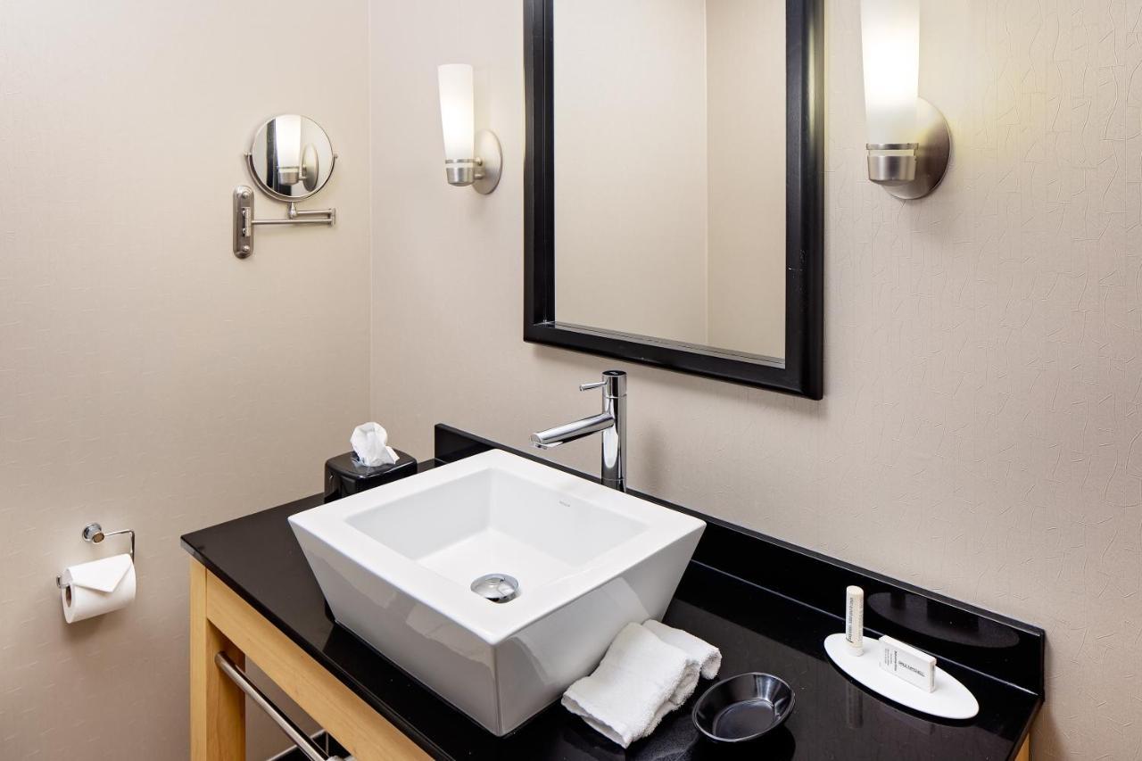 Springhill Suites By Marriott Green Bay Ngoại thất bức ảnh
